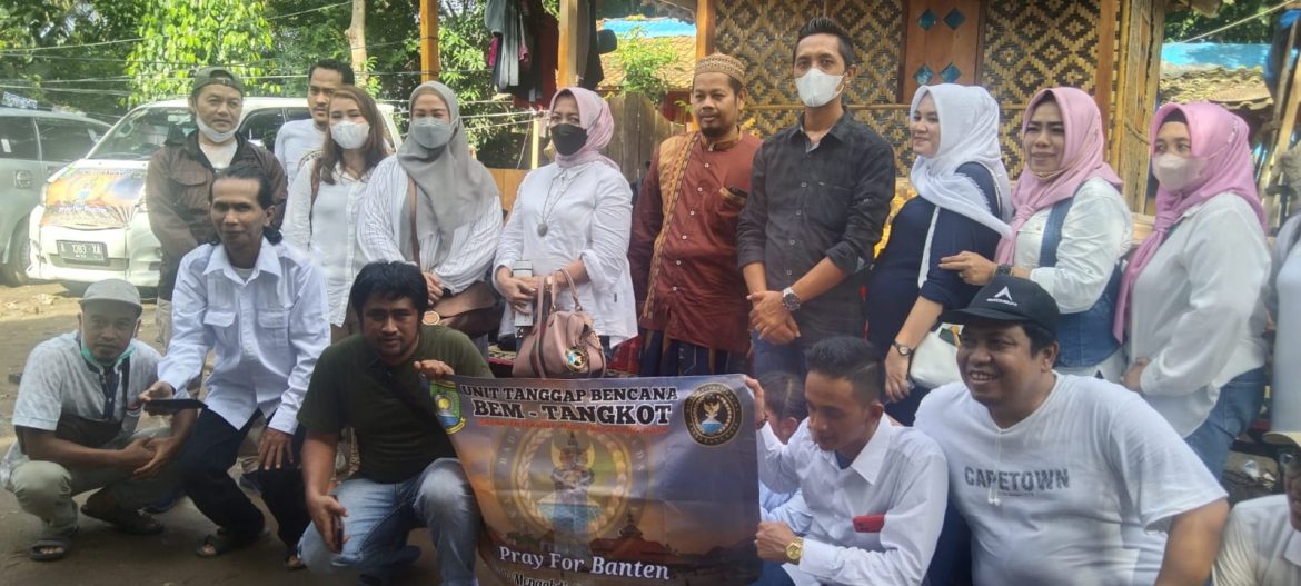 Badan Eksekutif Muda Tangerang Kota BEM Salurkan Bantuan Bencana Banjir Serang Banten