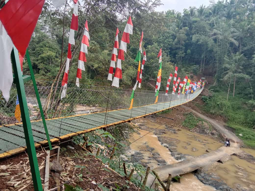 Keberadaan Jembatan Gantung “Siliwangi 7”, 5 Hari Sudah Memberikan Dampak Positif