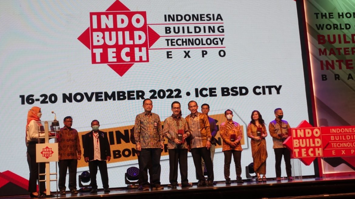 APTIKNAS Ikut Sukseskan Event IndoBuildTech Expo 2022APTIKNAS Ikut Sukseskan Event IndoBuildTech Expo 2022